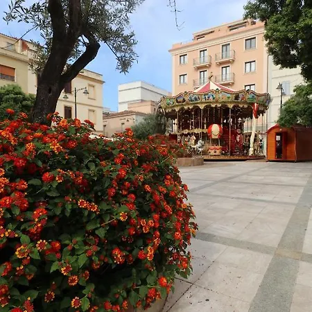 Апартаменты Luxurious And Posh In Historical Centre *