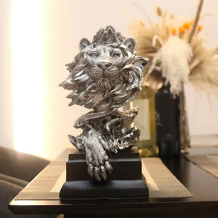 Luxurious And Posh In Historical Centre