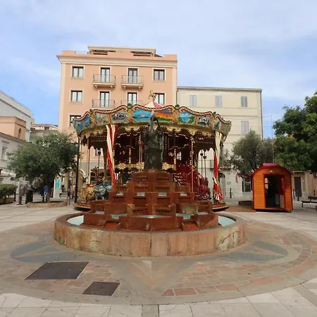Luxurious And Posh In Historical Centre 아파트