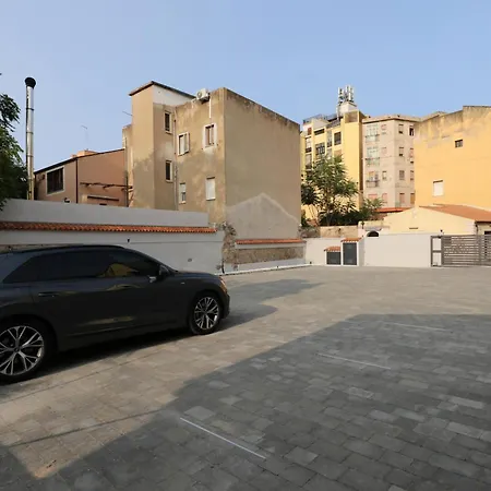 Apartment Luxurious And Posh In Historical Centre