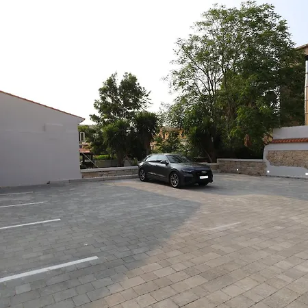 Luxurious And Posh In Historical Centre Apartment *