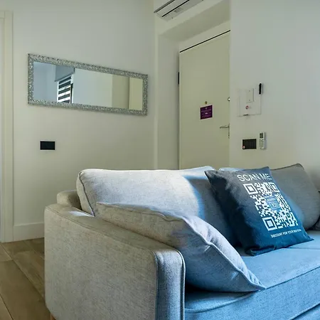 Luxurious And Posh In Historical Centre